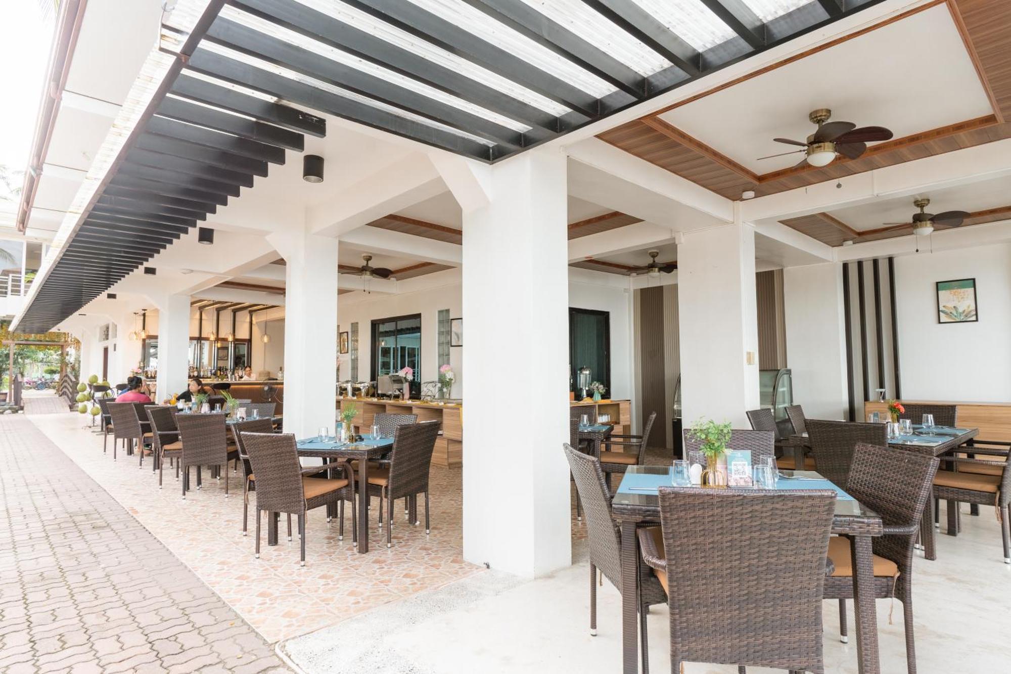 Costa Palawan Resort Puerto Princesa Exterior photo